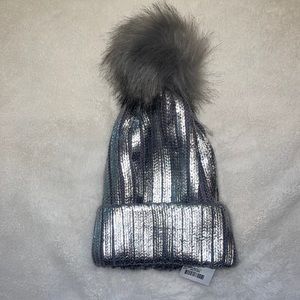 Beanie Snow Cap Hat Silver & Gray - New with Tags